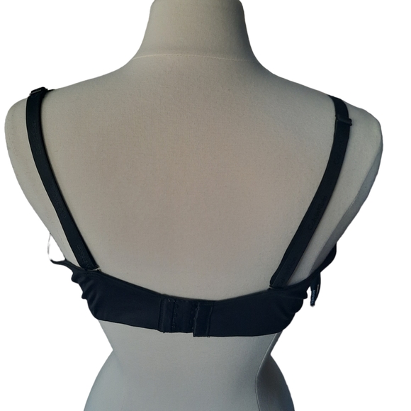 Calvin Klein Preformed Bra - Picture 3 of 5